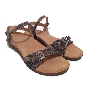 vionic alita sandal